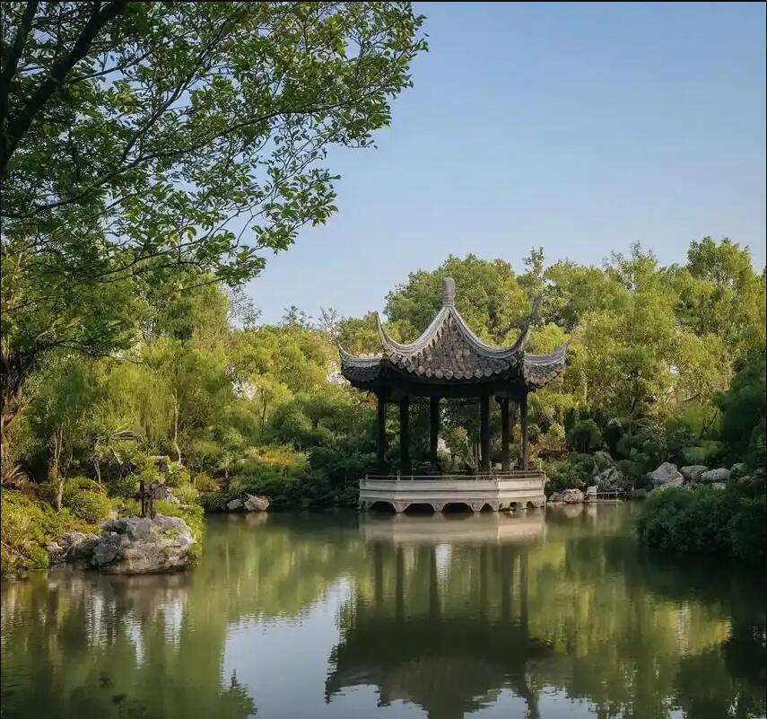 海沧区芷卉餐饮有限公司